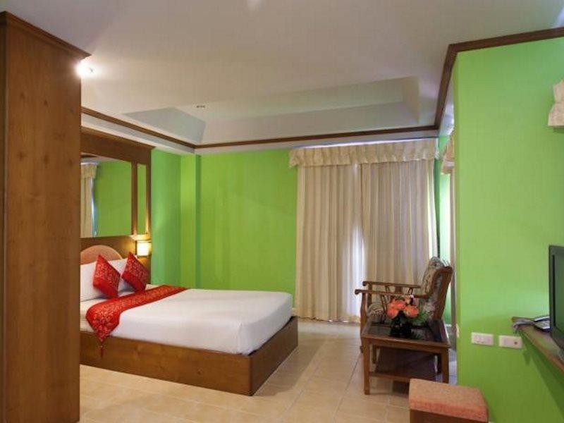 Chaba Kata Beach Hotel Esterno foto